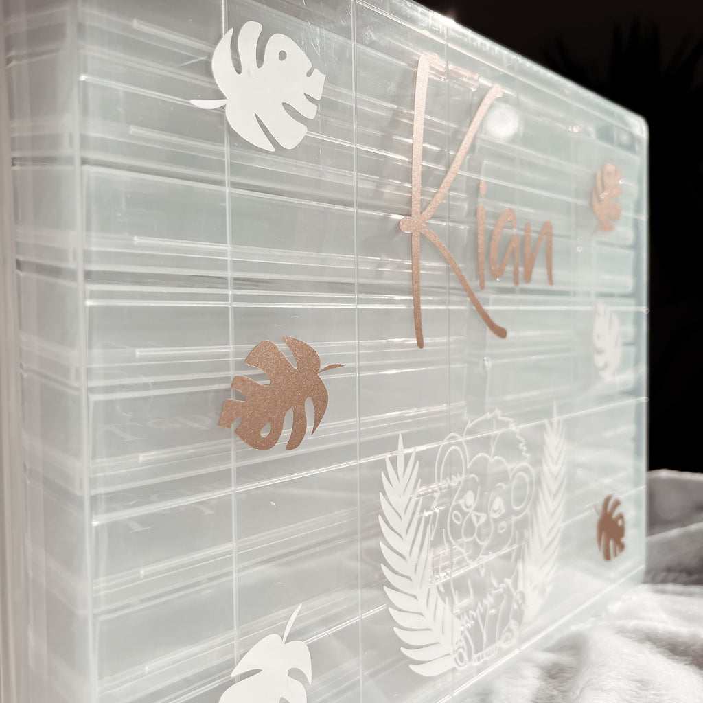 Aufkleber für Fotoboxen mit Name und Motiv