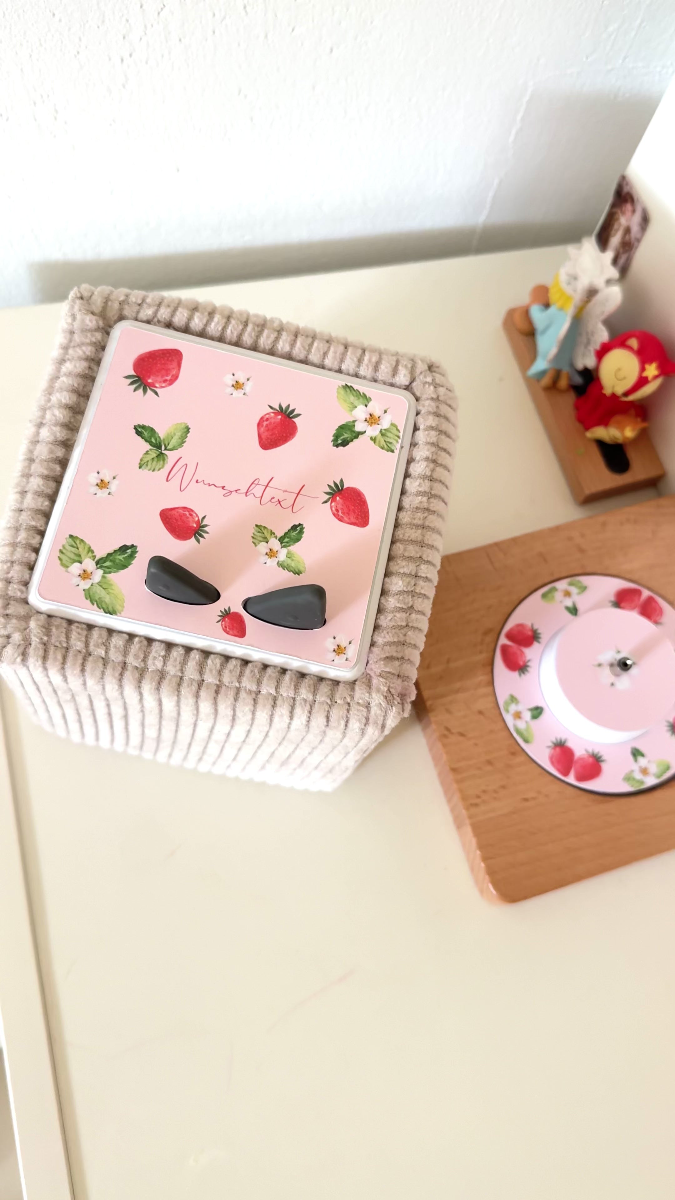 Toniebox Schutzfolie- Erdbeeren